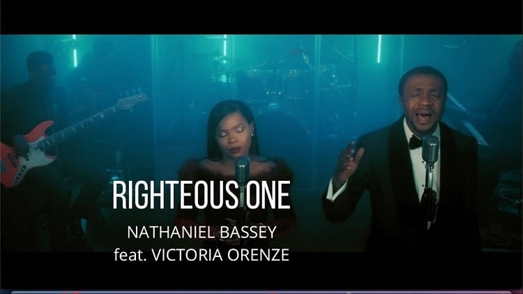 Righteous One - Nathaniel Bassey ft. Victoria Orenze
